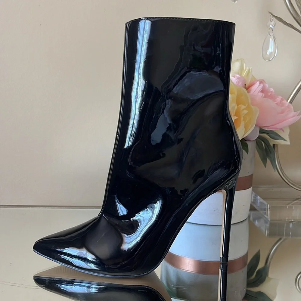Steve Madden Wagner patent heeled booties - Picture 6 of 16